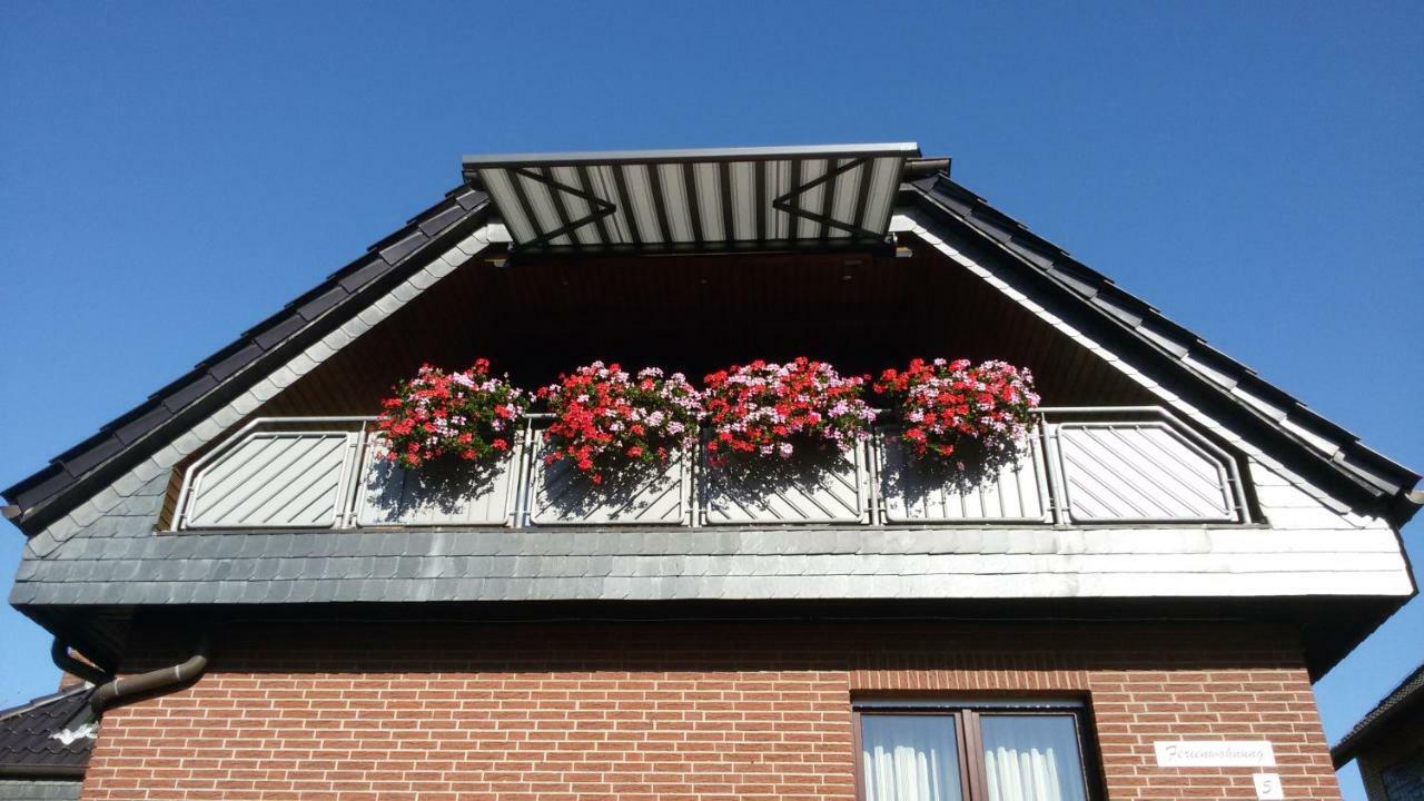 Zwei Ferienwohnungen Ankerpatz 70 Qm Mit Loggia & Puppenstube 50 Qm Mit Gartenterrasse In Hagenburg Naehe Steinhuder Meer Экстерьер фото